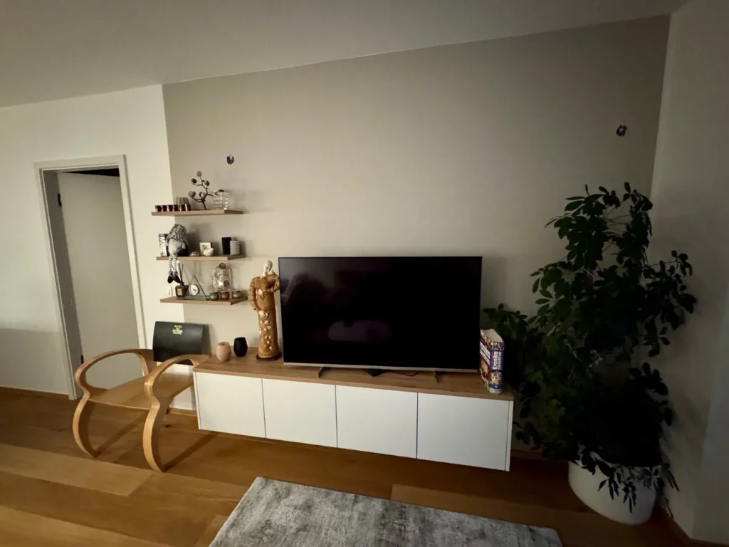 Dvosobno stanovanje, 52m2 v Ljubljani, Koseze - Image 01 (February 5, 2026)