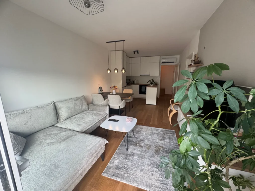 Dvosobno stanovanje, 52m2 v Ljubljani, Koseze - Image 03 (February 5, 2026)