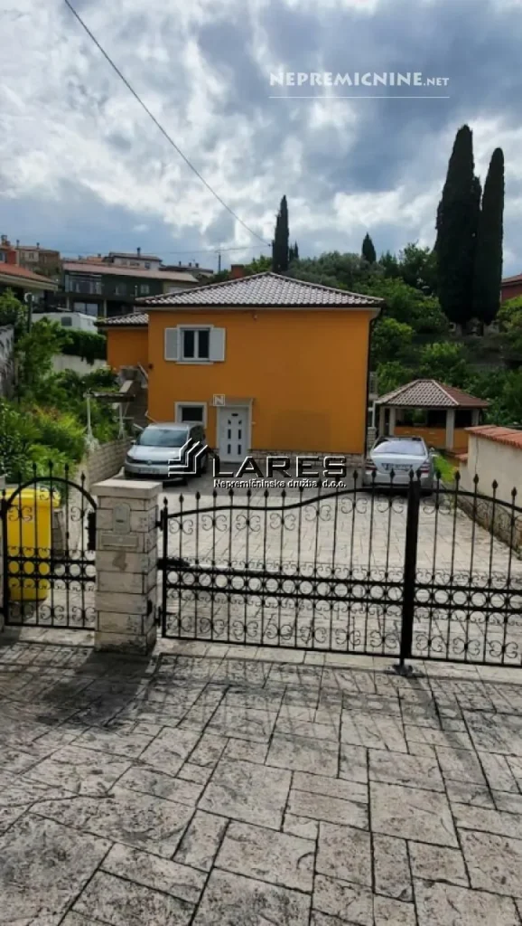 Prodaja samostojna hiša KOPER, BLIZU PLAŽE, 380 m2 - Image 01 (February 16, 2026)